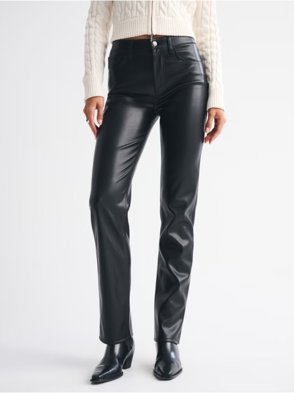 A&F Ultra High Rise 90s Straight Vegan Leather Pant - Brown (short)